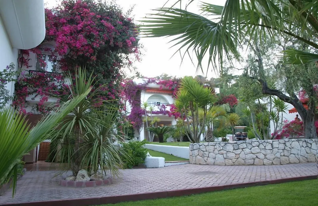 Apulia Hotel Baia dei Faraglioni Resort-1